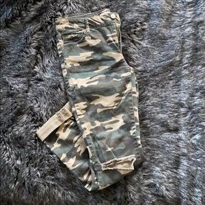 Mid Rise Distressed Camo Pants